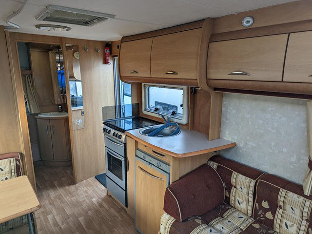 Picture of SWIFT CHALLENGER 520SE