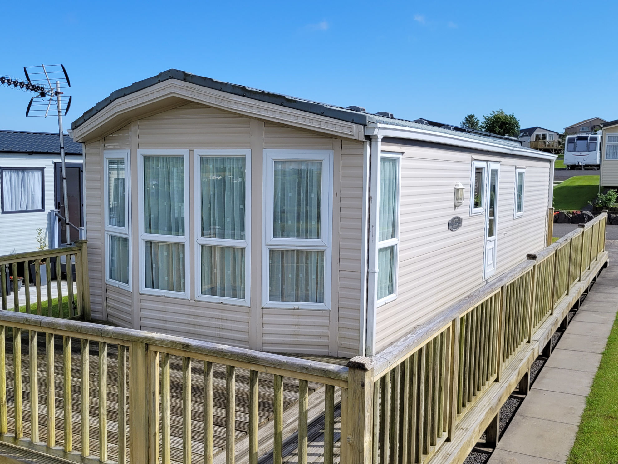 Picture of Willerby Winchester 38x12x2 Bed