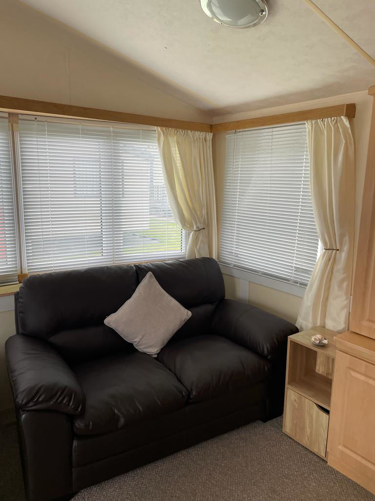 Picture of Willerby Westmorland 35x12x2 Bed