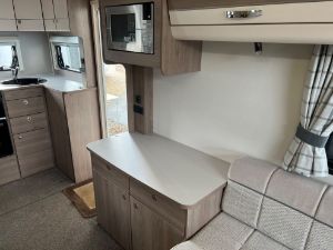 Picture of Compass Casita 462