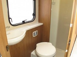 Picture of AUTO-TRAIL IMALA 715