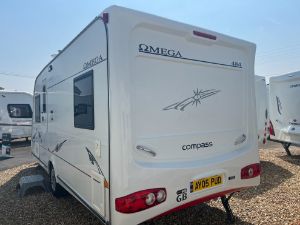 Picture of 2006 Compass Omega 484