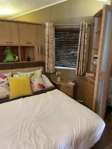 Picture of Willerby Vogue Connoisseur 42x13x2 Bed